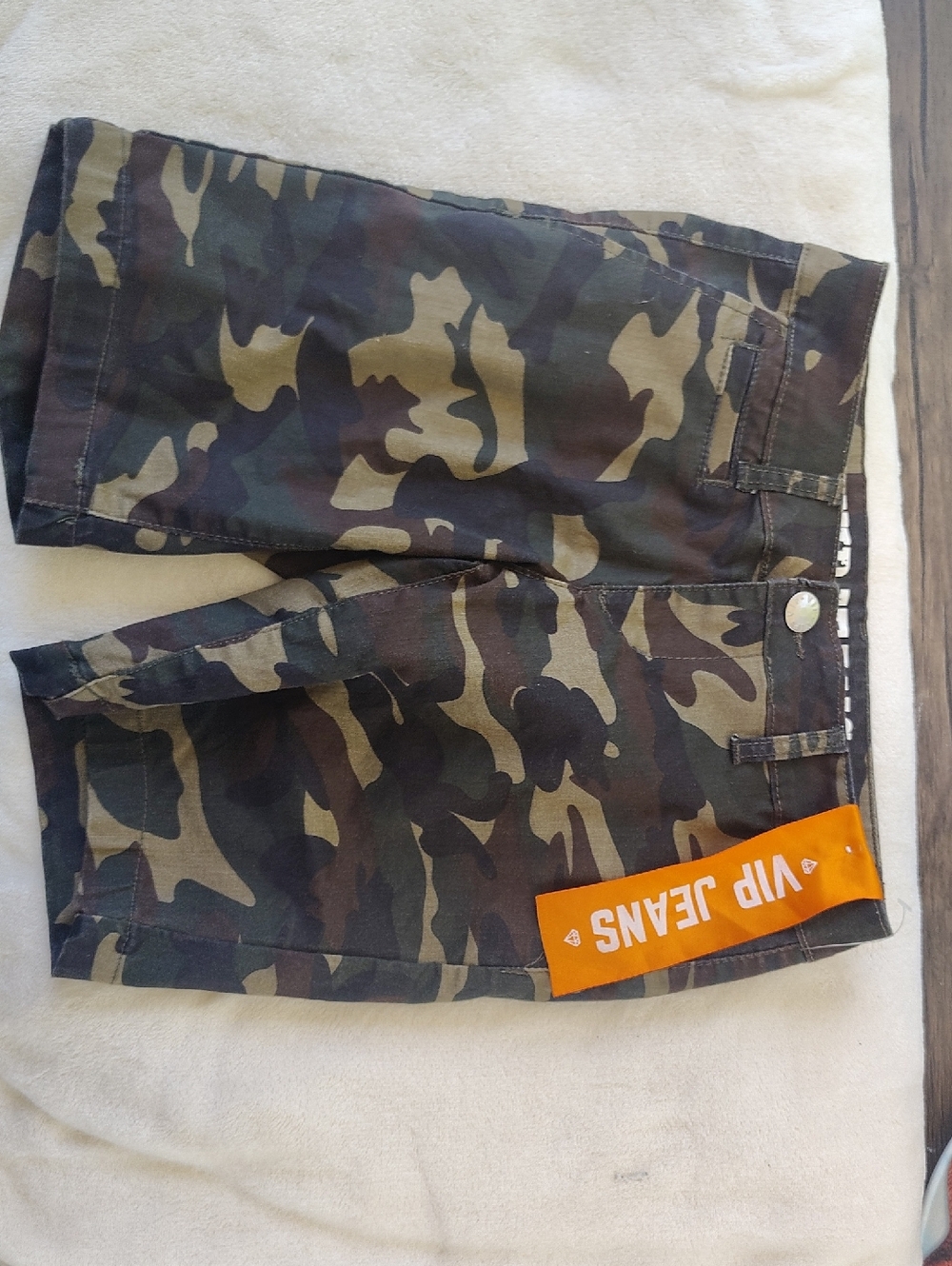 VIP Camouflage Cargo Shorts with Orange Tag 237